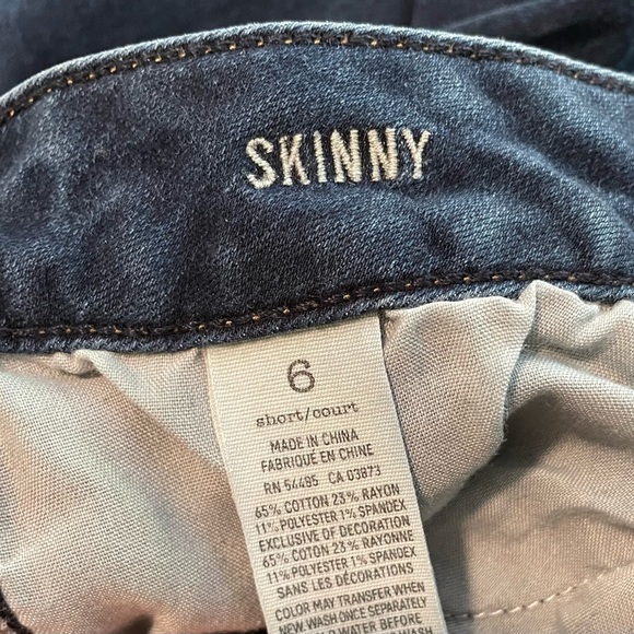 American Eagle SUPER STRETCH Skinny Jeans Dark Wash - Picture 5 of 12